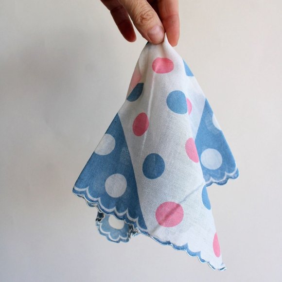 Vintage Cotton Handkerchief / Blue and Pink Polkadots Hanky - Picture 8 of 8